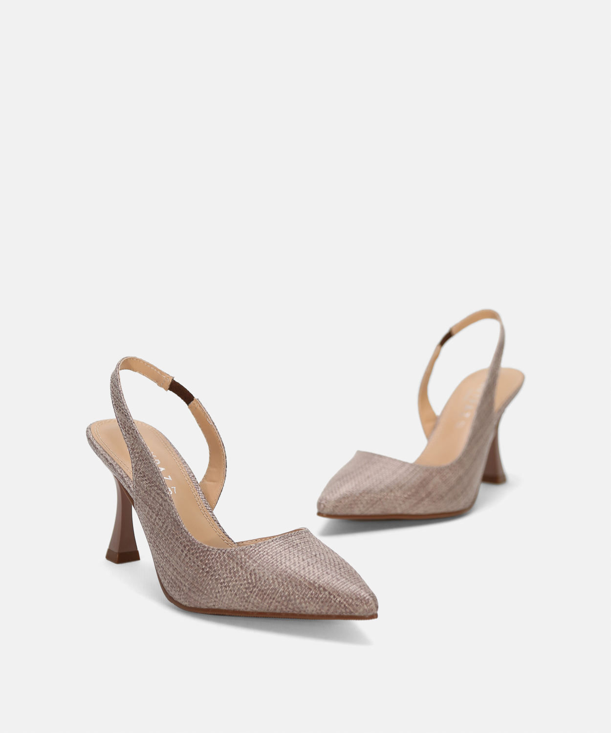 Zapato tac&oacute;n destalonado  image number null